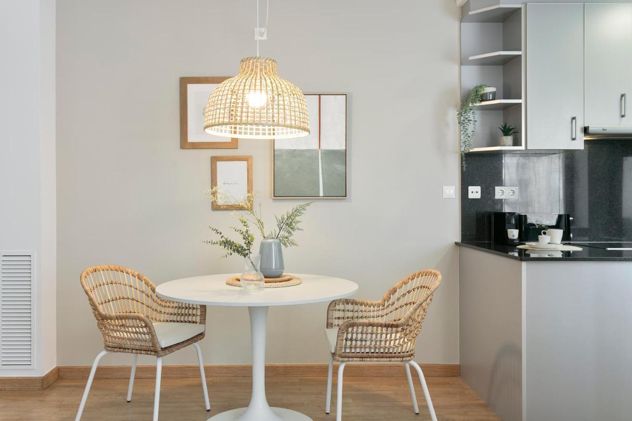 Click&Flat Sugranyes Apartment Барселона Екстериор снимка