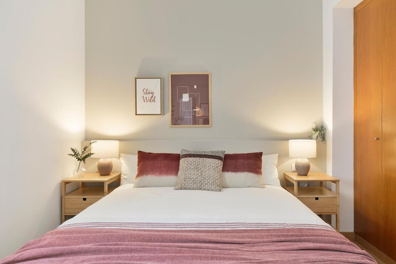 Click&Flat Sugranyes Apartment Барселона Екстериор снимка