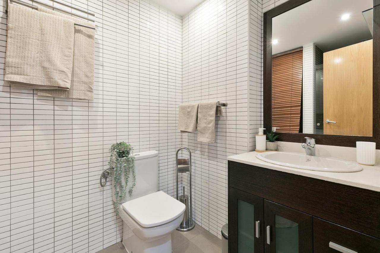Click&Flat Sugranyes Apartment Барселона Екстериор снимка