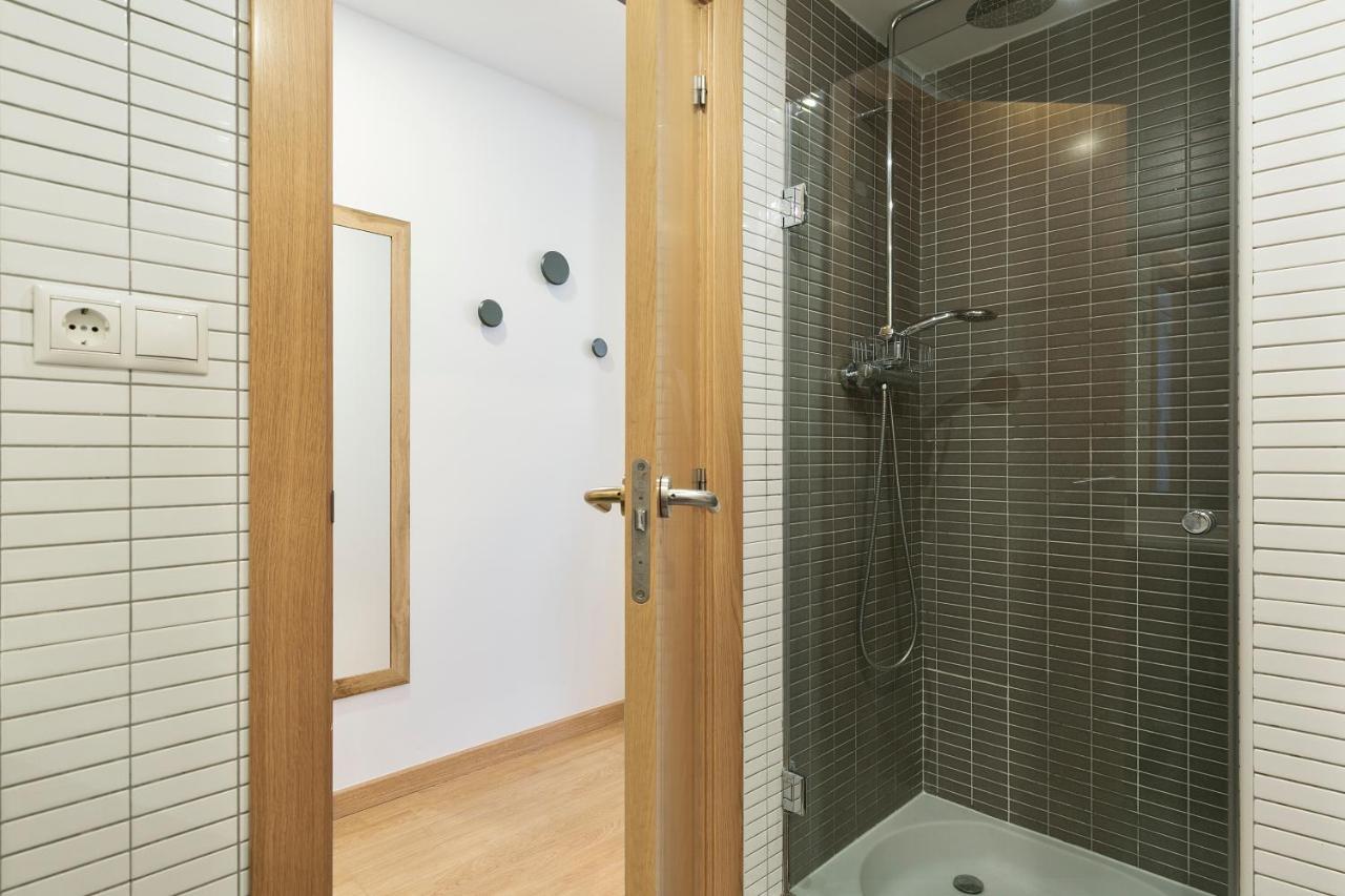 Click&Flat Sugranyes Apartment Барселона Екстериор снимка