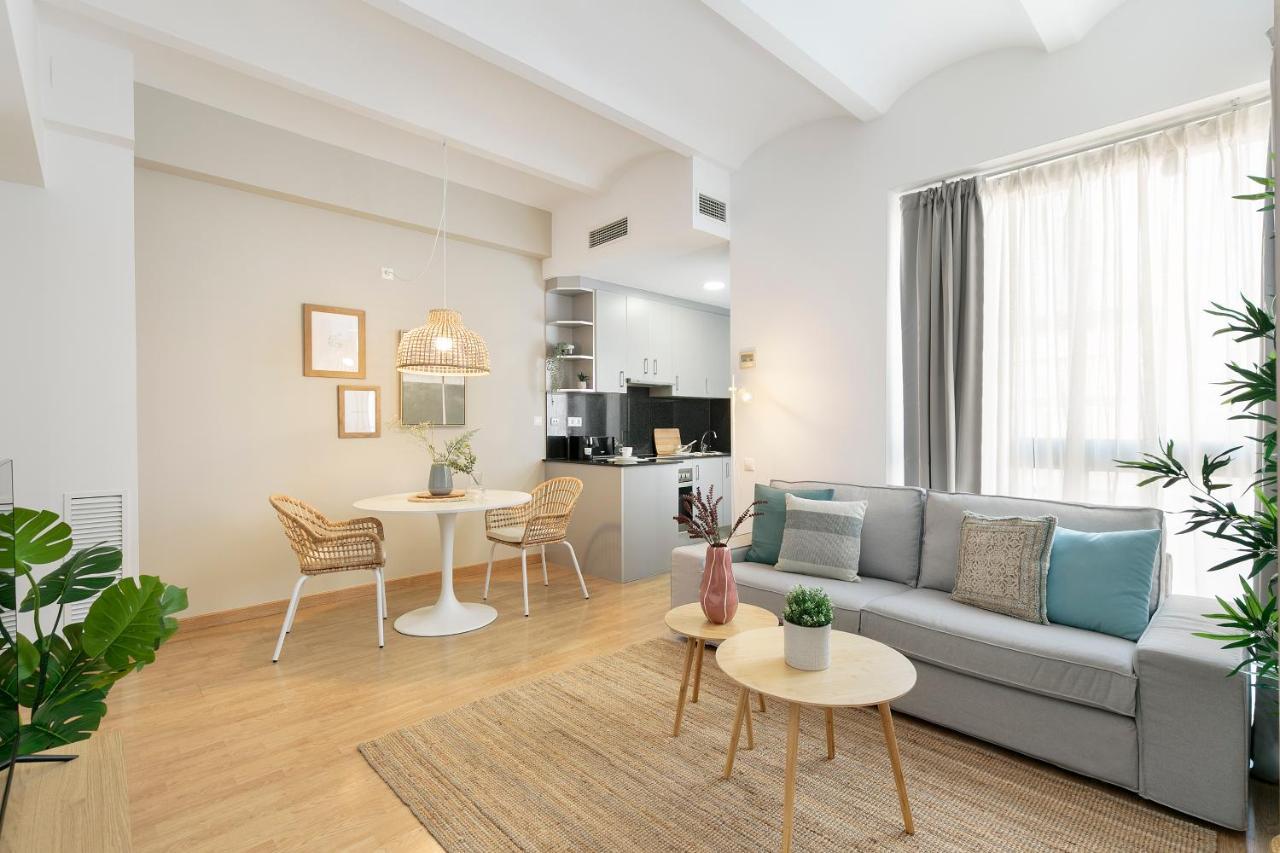 Click&Flat Sugranyes Apartment Барселона Екстериор снимка